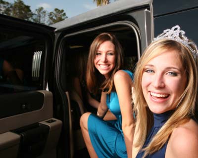 Limousines & Wedding Cars for all occasions